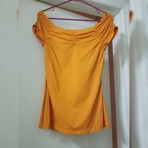 Arden B orange off shoulder fitted top Large